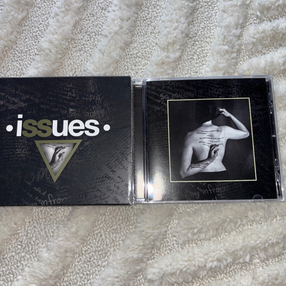 'Issues' CD - Picture 3 of 4